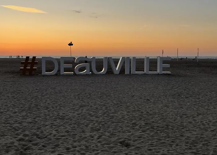 Deauville Vue Port Centre Ville